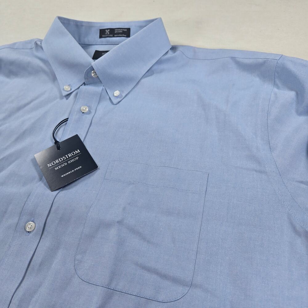 NWT Nordstrom Traditional Fit Light Blue Wrinkle Free Button Up Shirt Size 18/34